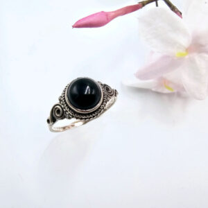 Black Onyx Ring Round Swirl