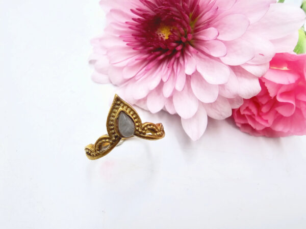 Brass Indian Goddess Labradorite Ring