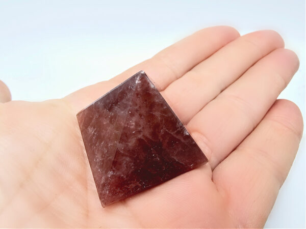 Strawberry Quartz Pyramid (3cm) - Image 2