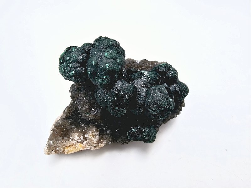 Ball Malachite on Quartz Specimen Rare - H (36g) Ball Malachite on Quartz Specimen Rare - H (36g)