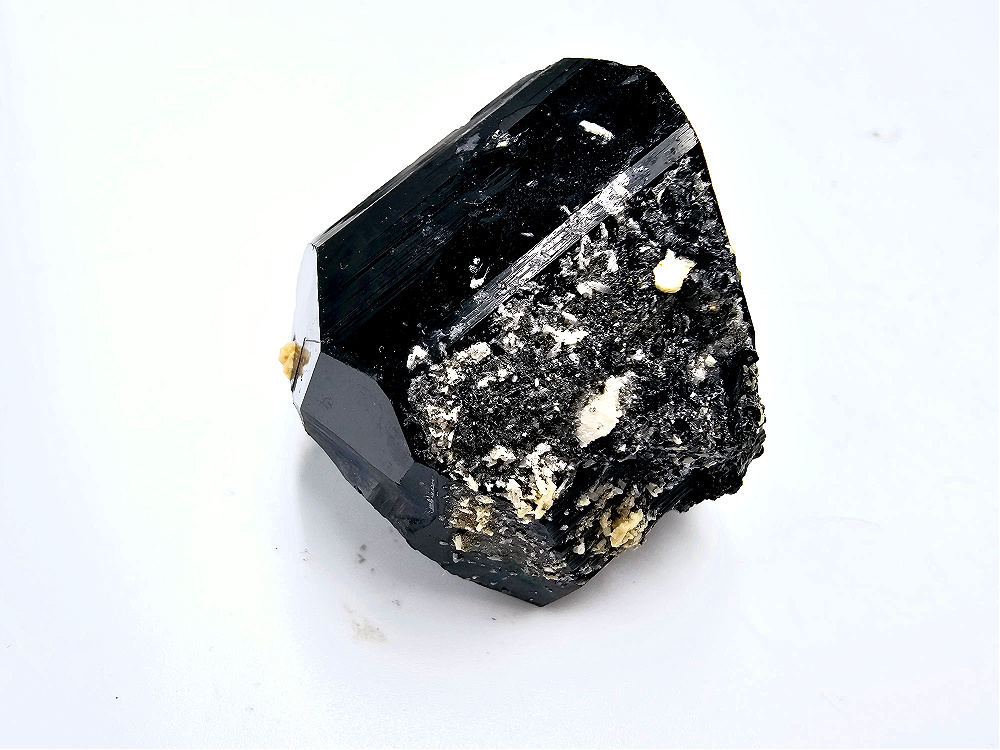 Black Tourmaline Rough L (82g) Hyalite Inclusions Black Tourmaline Rough L (82g) Hyalite Inclusions - Image 3