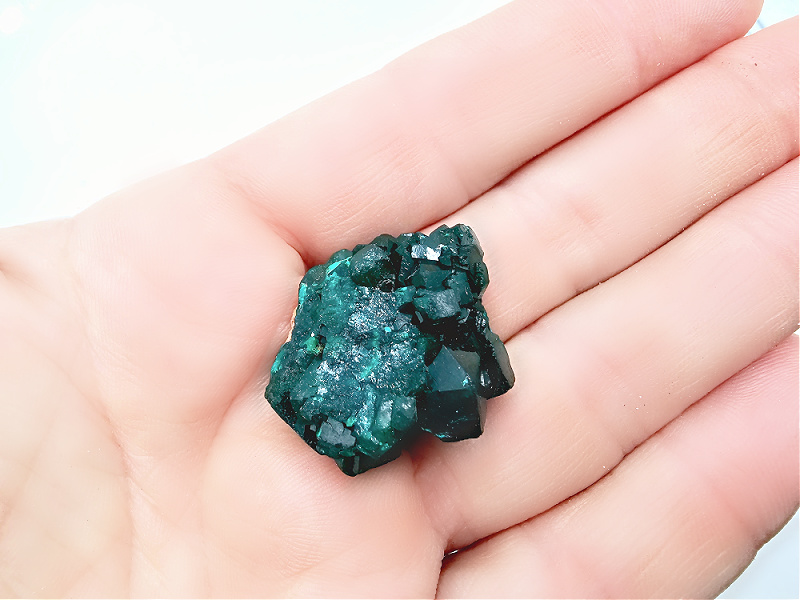 Dioptase Specimen D (13.2g) Dioptase Specimen D (13.2g) - Image 2