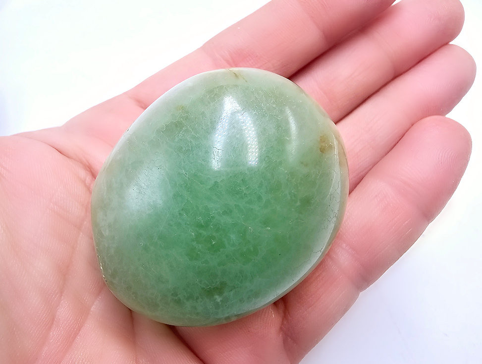 Fluorite Palm Stone Emerald Green B (136g) Fluorite Palm Stone Emerald Green B (136g)