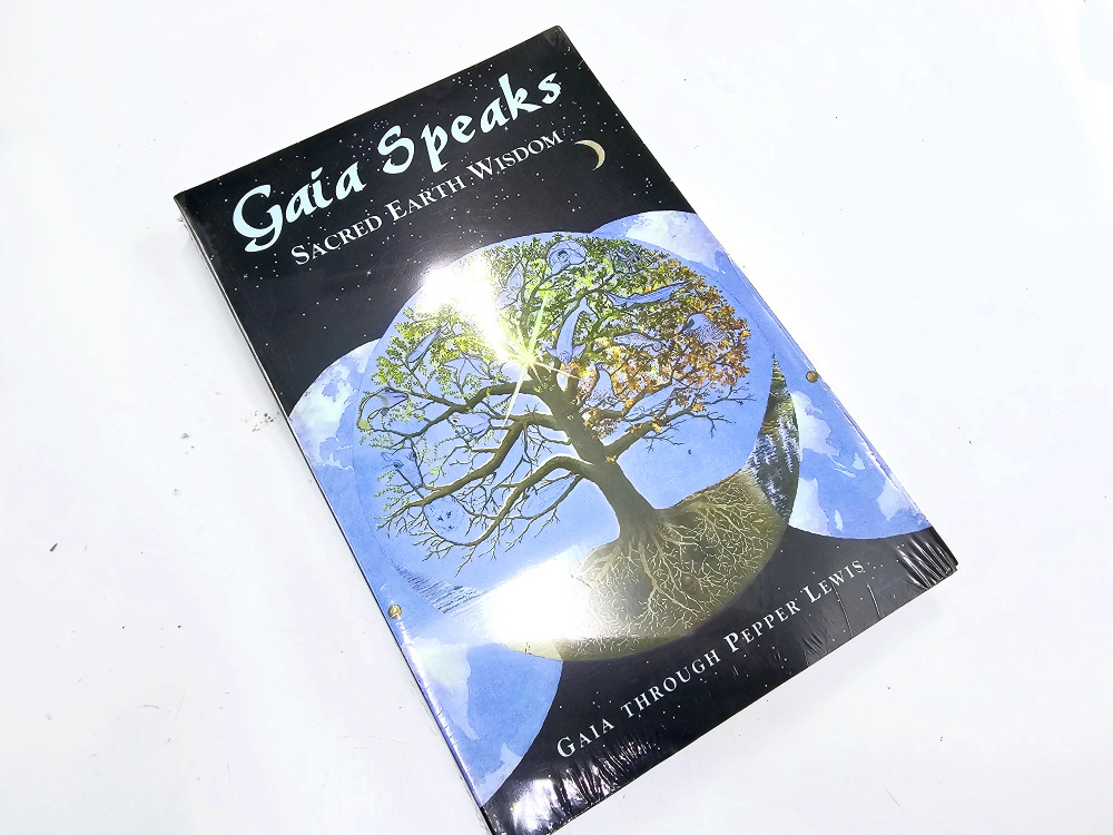 Gaia Speaks (Pepper Lewis) Gaia Speaks (Pepper Lewis)