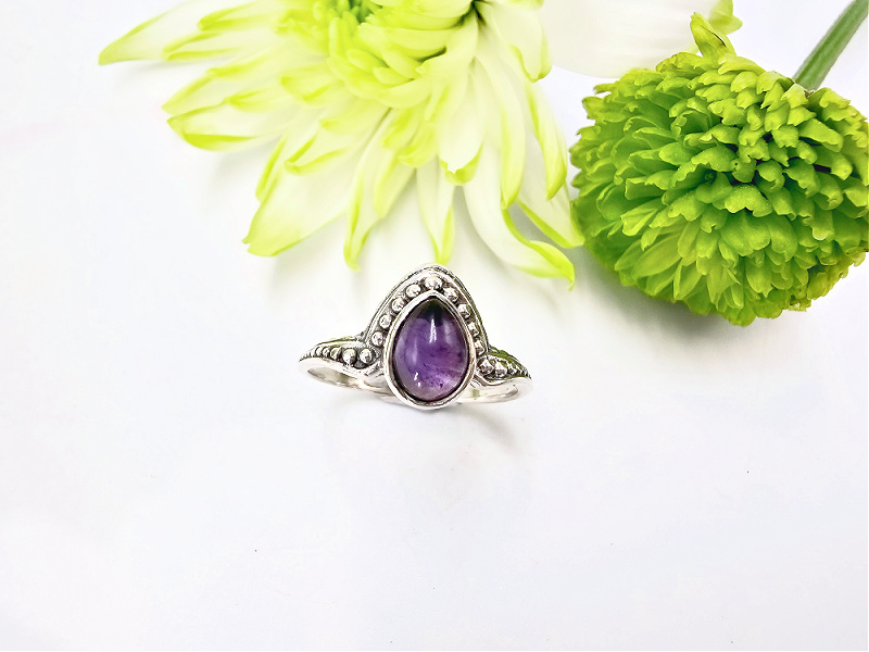 Indian Lattice Amethyst Ring (925 Silver) Indian Lattice Amethyst Ring (925 Silver)