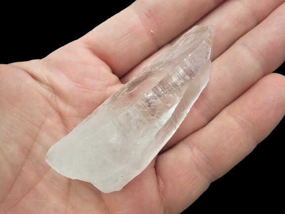 Lemurian Quartz Rough Point M (78g) Lemurian Quartz Rough Point M (78g) - Image 2