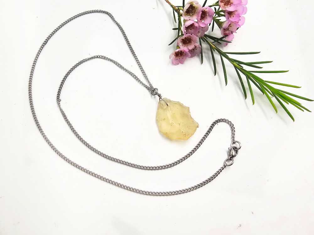 Libyan Desert Glass Necklace C (6.1g) Libyan Desert Glass Necklace C (6.1g) - Image 2