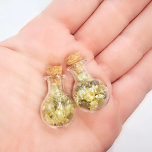 Mini Bottle Of Green Garnet Chips