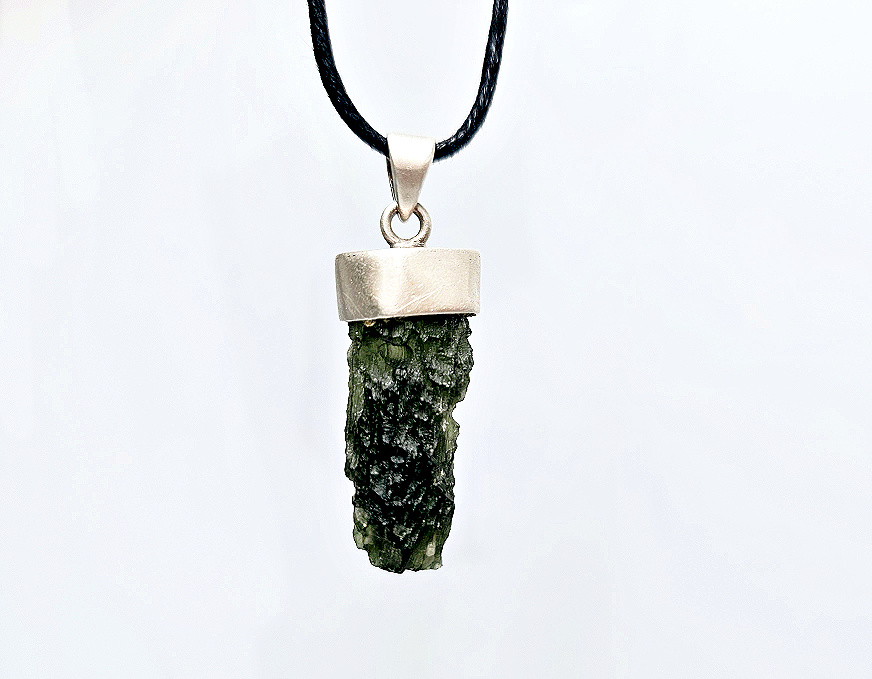 Moldavite Pendant B 7g (925 Silver) Moldavite Pendant B 7g (925 Silver)