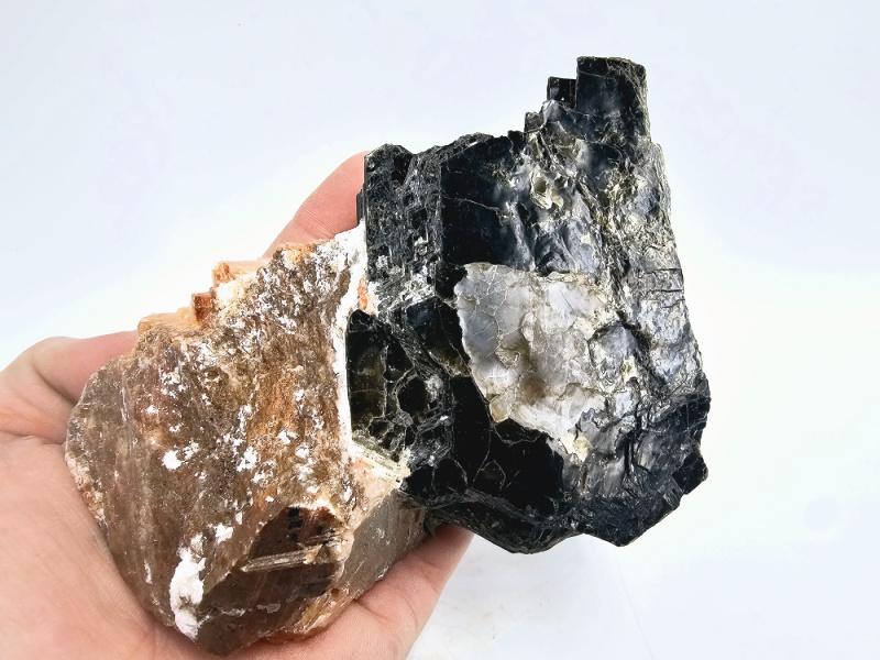 Orange Calcite & Hexagonal Biotite Mica E (498g) Orange Calcite & Hexagonal Biotite Mica E (498g) - Image 2