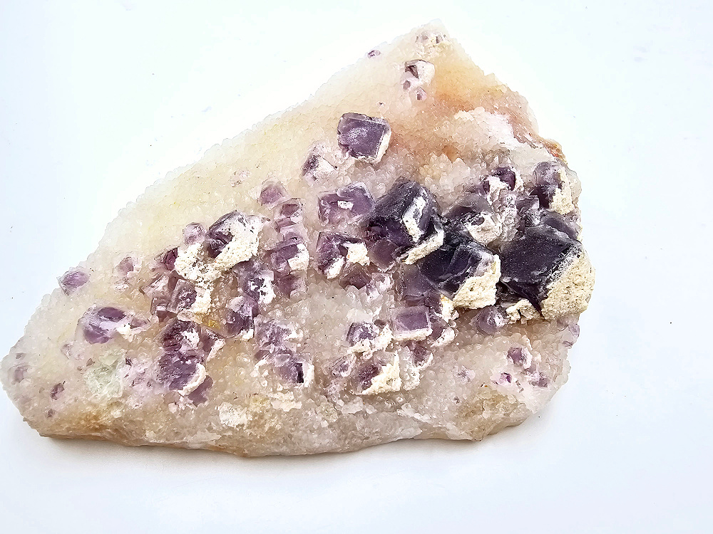 Purple Cap Cubic Fluorite Specimen D (330g) Purple Cap Cubic Fluorite Specimen D (330g)