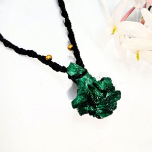Silky malachite Macrame Necklace