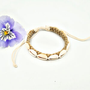 Cowrie Bangle (Tan)