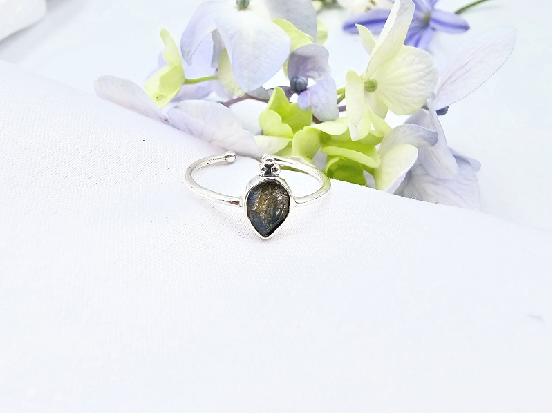 Labradorite Ring Drop & Circles (925 Silver) Labradorite Ring Drop & Circles (925 Silver) - Image 2