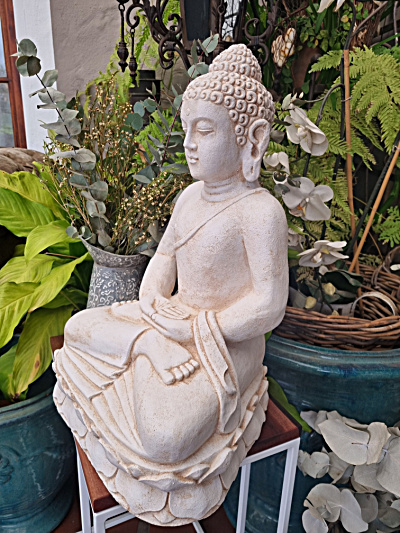 Large Buddha Statue On A Lotus (50cm) Large Buddha Statue On A Lotus (50cm) - Image 2