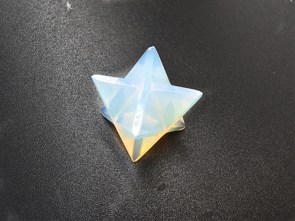 Opalite Merkabah Star (1.5cm) Opalite Merkabah Star (1.5cm)