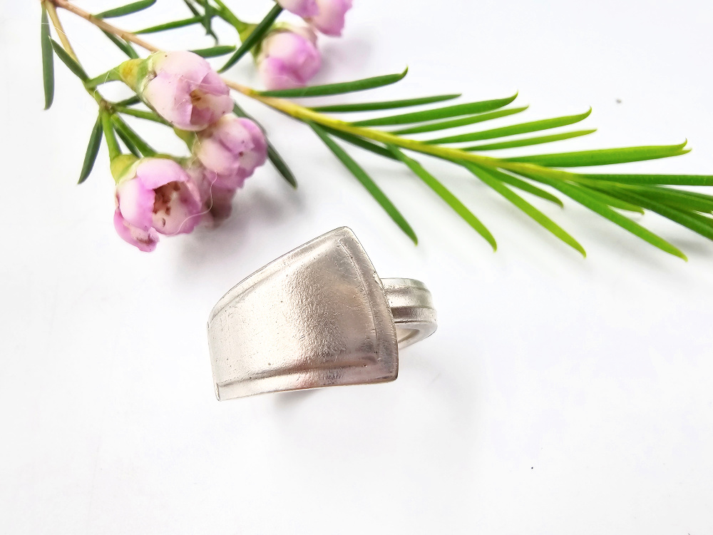 Shield Spiral Vintage Spoon Ring Shield Spiral Vintage Spoon Ring