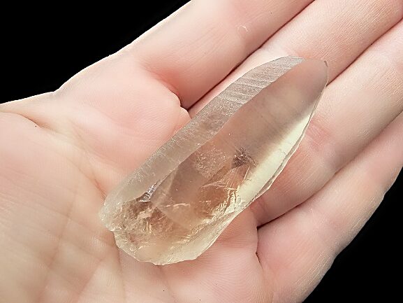 Smoky Lemurian Quartz Rough Point F (28g) Smoky Lemurian Quartz Rough Point F (28g) - Image 2