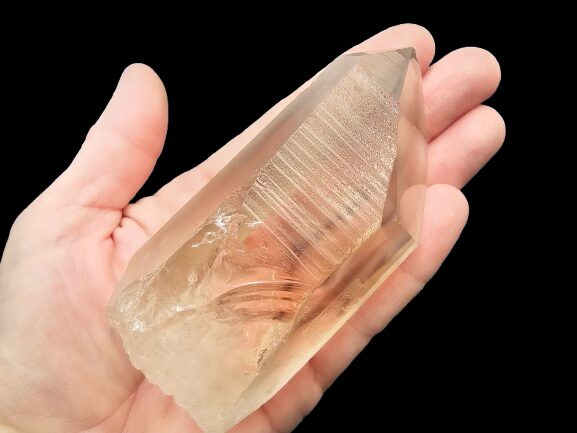 Smoky Lemurian Quartz Rough Point J (270g) Smoky Lemurian Quartz Rough Point