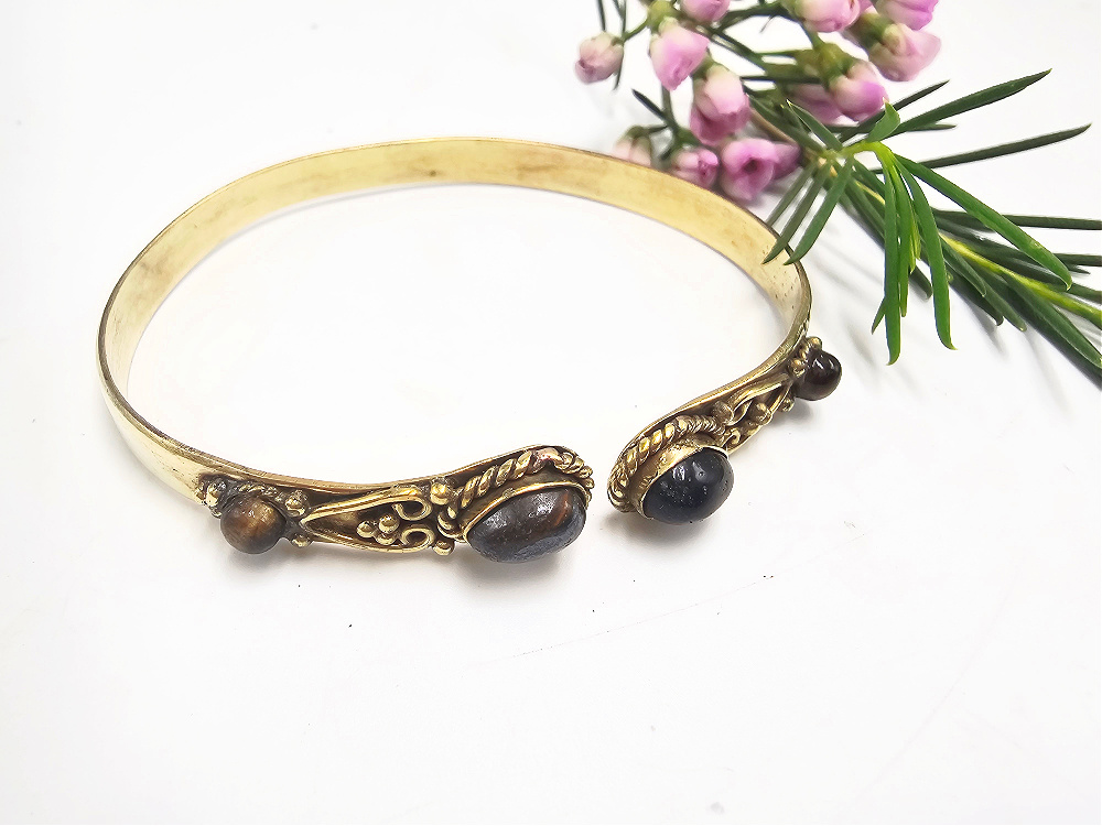 Tigers Eye Bangle Double Drop (Brass) Tigers Eye Bangle Double Drop
