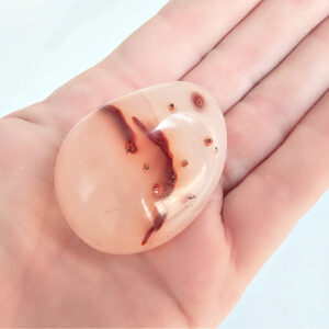 Carnelian Palm Stone J (56g)