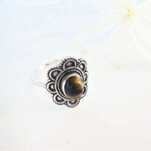 Flower Oval Tigers Eye Ring
