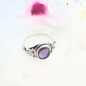 Oval Double Swirl Amethyst Ring