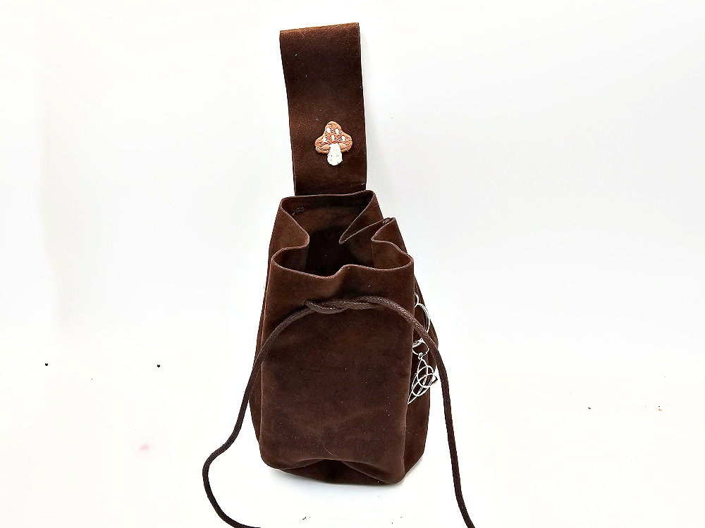 Bag Belt Pouch - Mushroom & Celtic Knot (Brown) Bag Belt Pouch - Mushroom & Celtic Knot (Brown) - Image 2