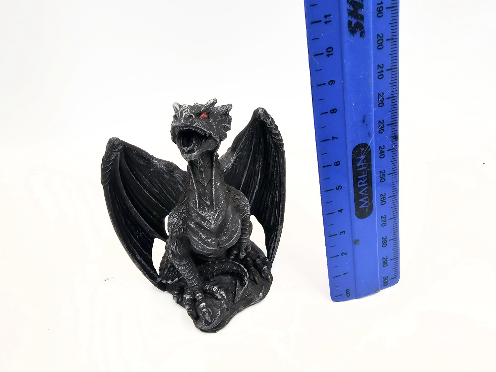 Dark Fury Obsidian Figurine B (10cm) Dark Fury Obsidian Figurine B (10cm) - Image 3