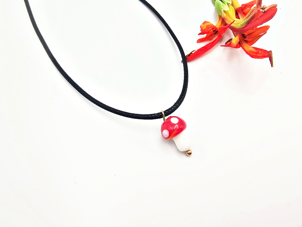 Mini Mushroom Necklace (1.5cm) Mini Mushroom Necklace
