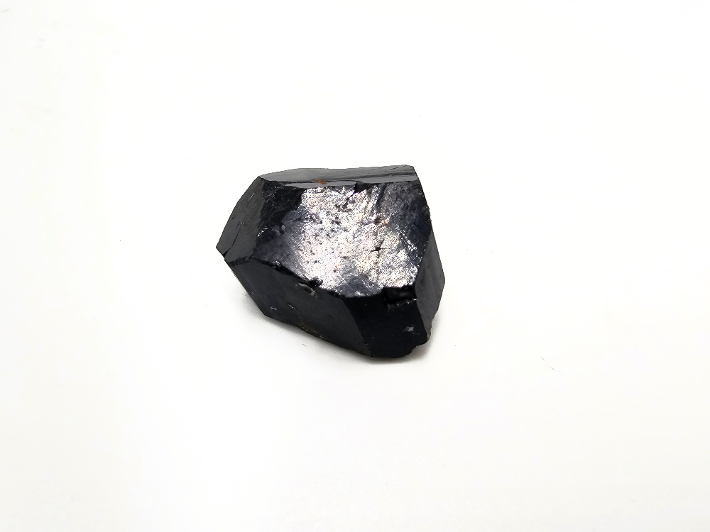 Black Tourmaline Rough B (12.7g) Black Tourmaline Rough B (12.7g)