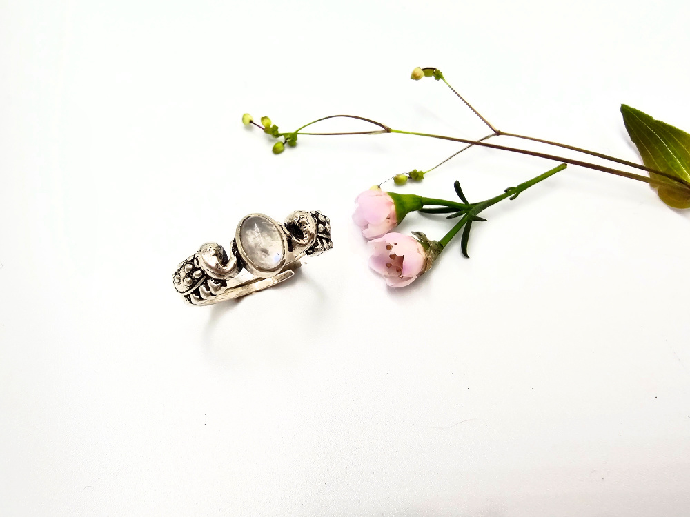 Elephant Ring - Moonstone (925 Silver) M Elephant Ring - Moonstone (925 Silver) M