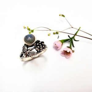Flower Daze Ring - Labradorite (925 Silver) M