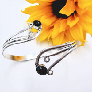 Double Swirl Black Onyx Bangle (W/Brass)