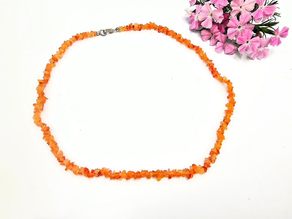 Carnelian Stone Chips Chocker Necklace Carnelian Stone Chips Chocker Necklace