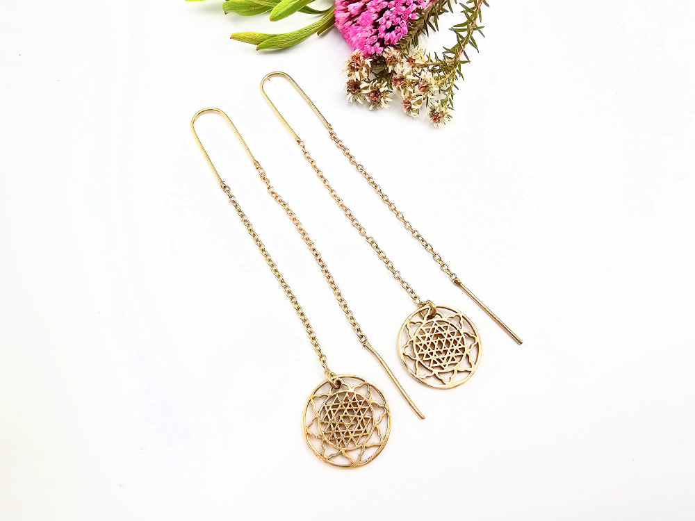 Chain Earrings Mandala Sri Yantra (Brass) Chain Earrings Mandala