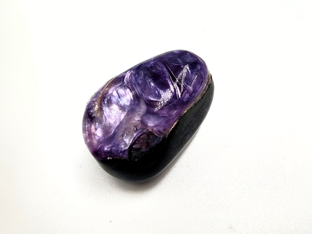 Charoite Polished Stone D (14g) Charoite Polished Stone D (14g)