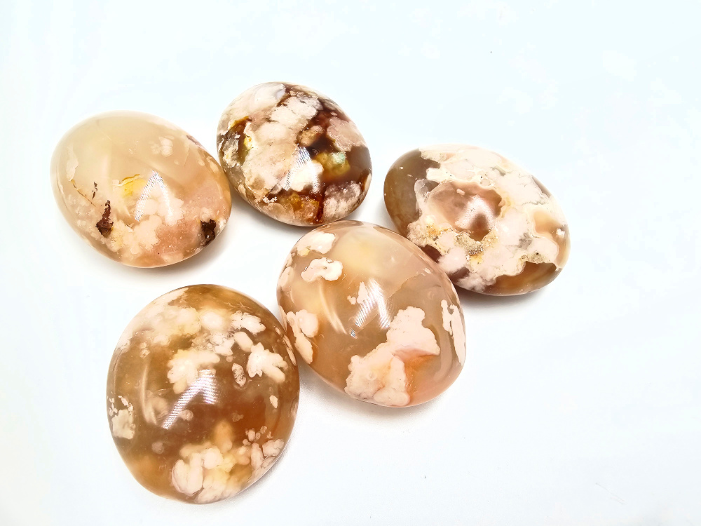 Flower Agate Palm Stone (50-60g) Flower Agate Palm Stone
