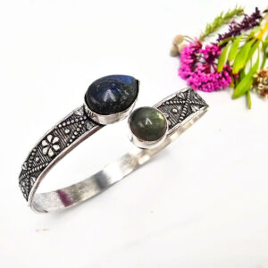 Flower Trail Bangle