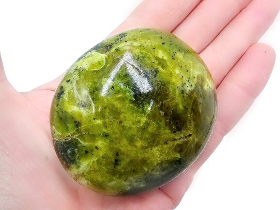 Green Opal Palm Stone G (158g) Rare Green Opal Palm Stone G (158g) Rare