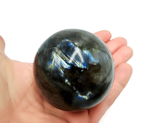 Labradorite Sphere A (264g) Labradorite Sphere A (264g)