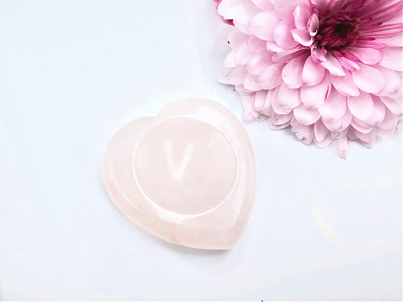 Rose Quartz Heart Worry Stone (5cm) Rose Quartz Heart Worry Stone (5cm)
