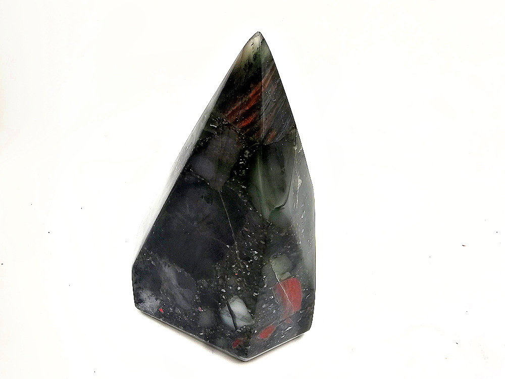 Swazi Bloodstone Polished Point C (448g) Swazi Bloodstone Polished Point C (448g)