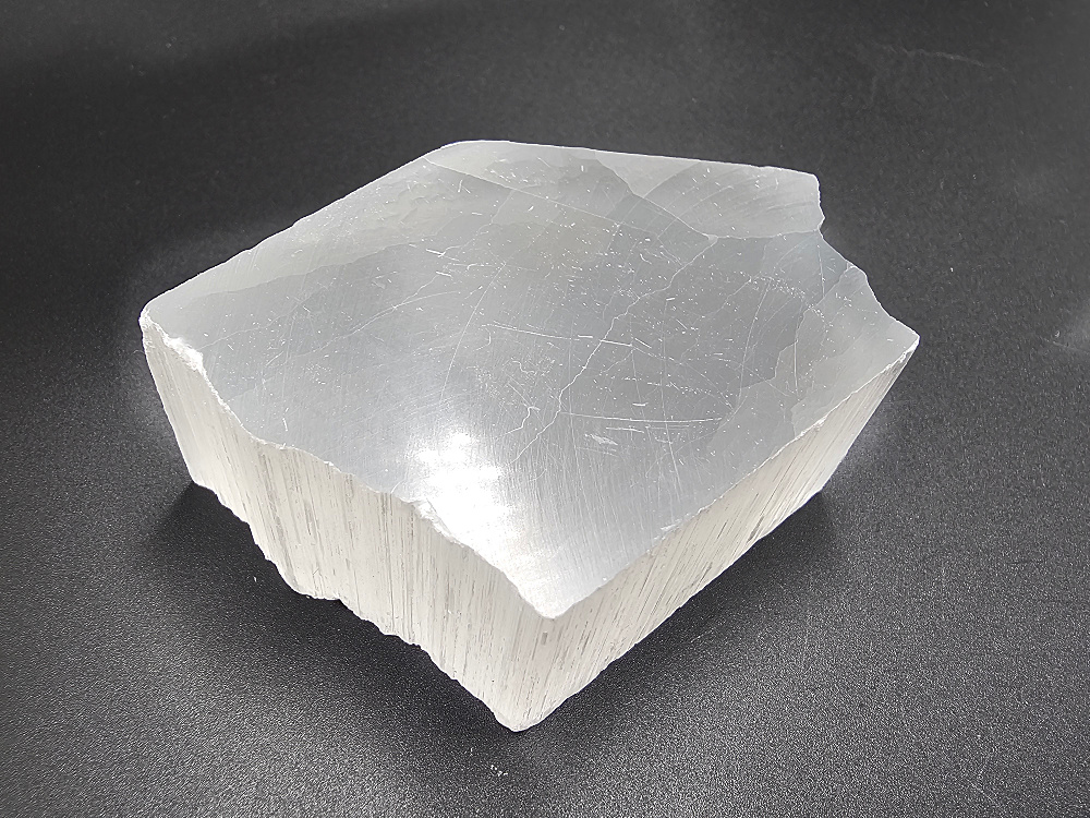 Ulexite TV Stone A (186g) Ulexite TV Stone A (186g) - Image 2