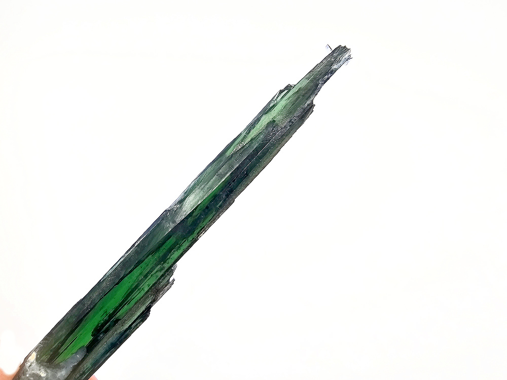 Vivianite Blade A (8g) Vivianite Blade A (8g)