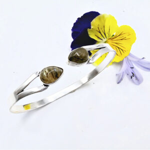 Goddess Bangle Labradorite (W/Brass)