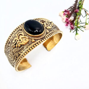 Black Onyx Oracle Bangle (Brass)