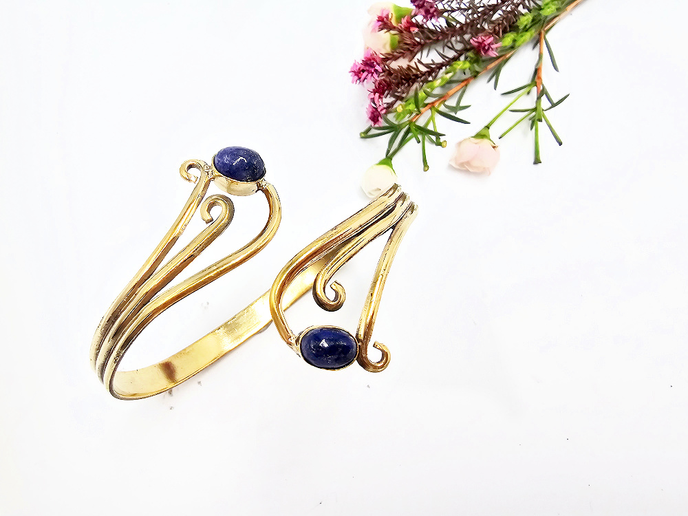 Double Swirl Lapis Lazuli Bangle (Brass) Double Swirl Lapis Lazuli Bangle (Brass)