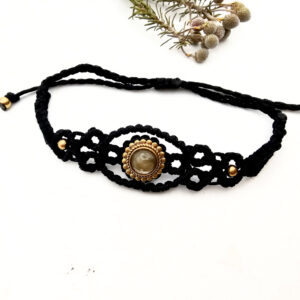 Macrame Bracelet Black - Soulweaver (Labradorite)
