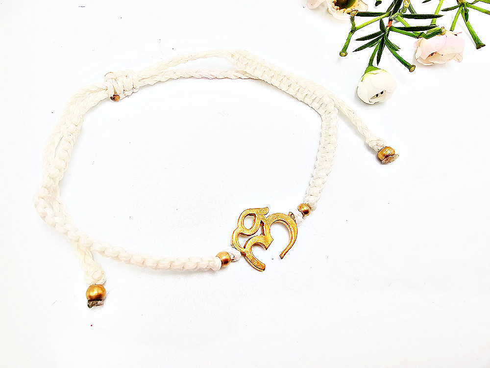 Macramé Brass Bangle OM Sign (White) Macramé Brass Bangle